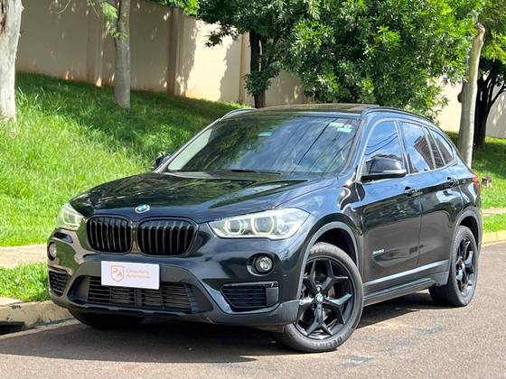 BMW X1 2.0 16V TURBO ACTIVEFLEX SDRIVE20I 4P AUTOMÁTICO BMW X1 2.0 16V TURBO ACTIVEFLEX SDRIVE20I 4P AUTOMÁTICO